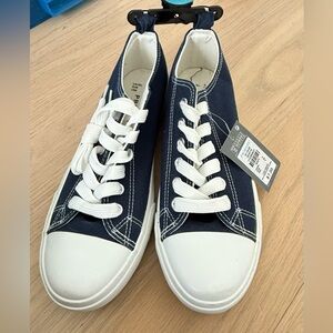 Women’s Blue Canvas Sneakers